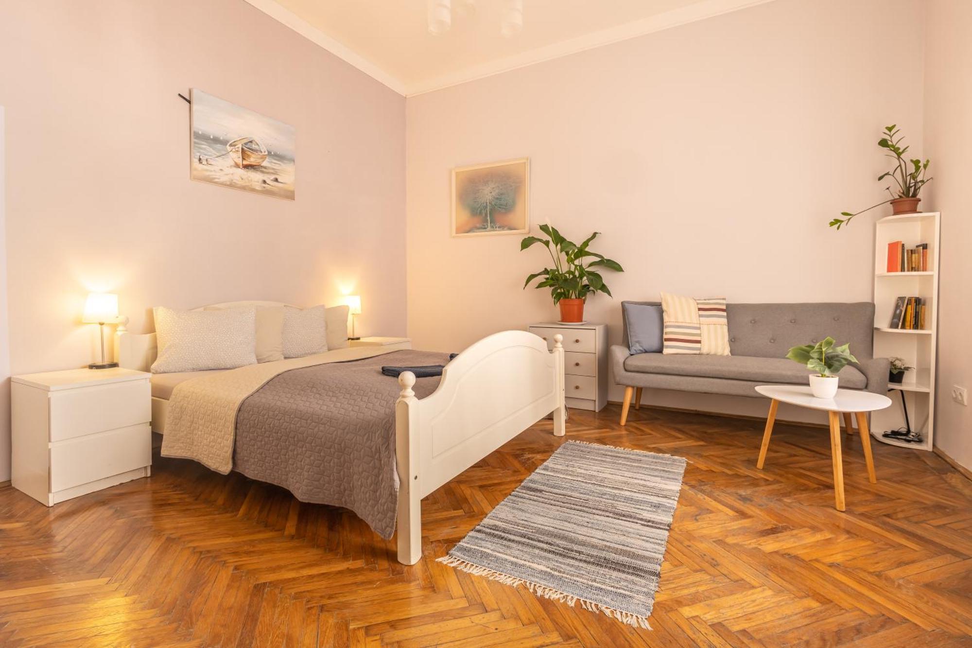 Gellerico Rooms At Horanszky Street ブダペスト エクステリア 写真